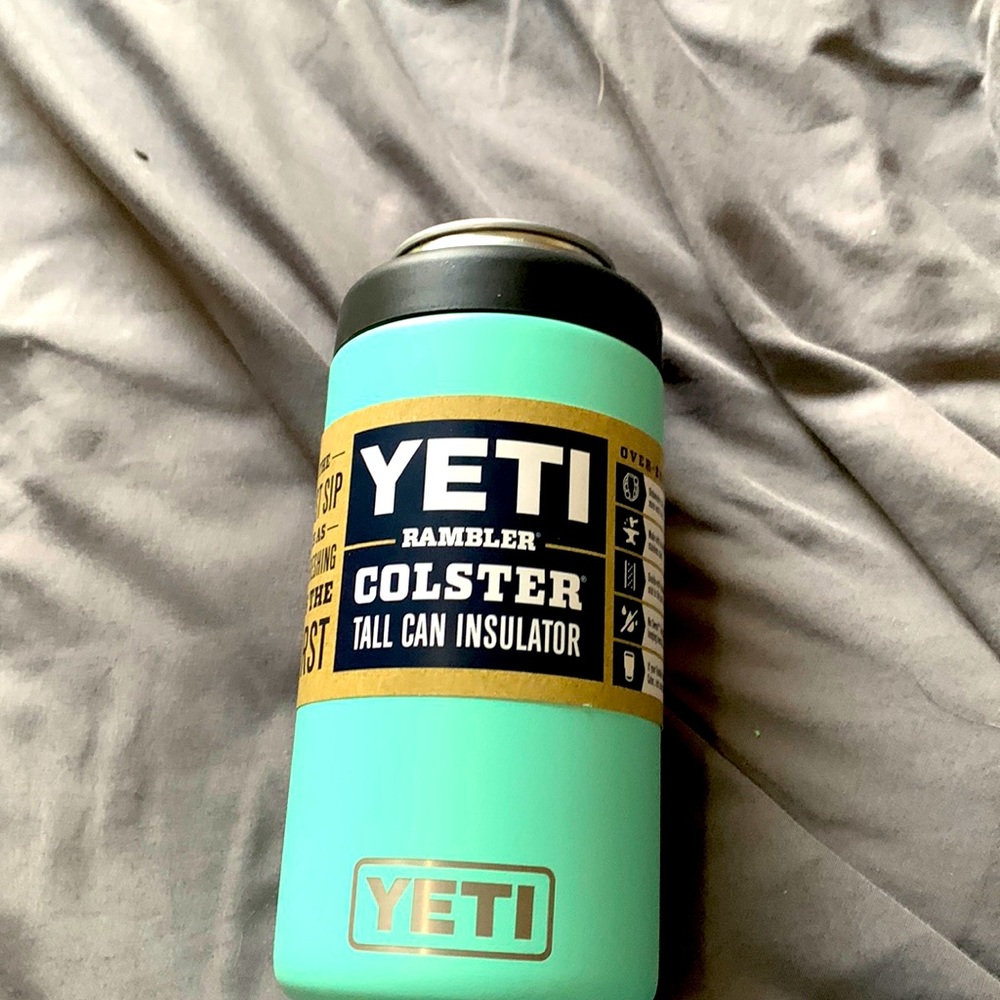 Brand Nee Yeti rambler colster.